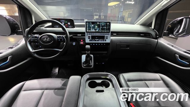 Hyundai Staria Cargo 5-Seater Modern 2025 — фото 7