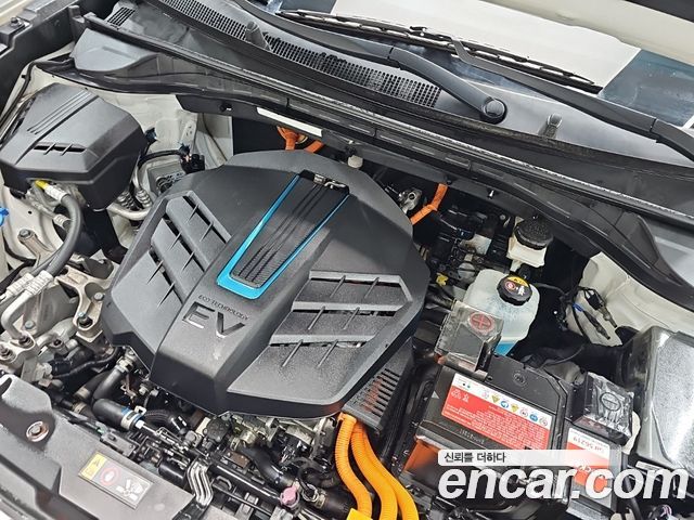 Kia Niro Plus Air 2023 — фото 5
