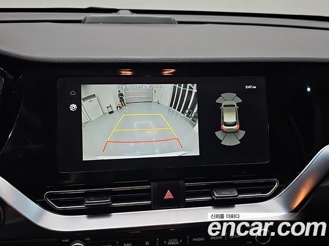 Kia Niro Plus Air 2023 — фото 19