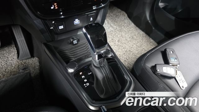 KG Mobility (SsangYong) Tivoli Air 1.5 A1 2WD 2022 — фото 9