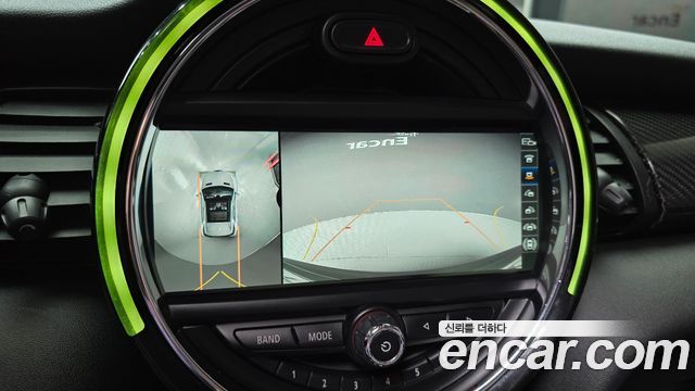 MINI Cooper S Standard Third Generation 2016 — фото 14