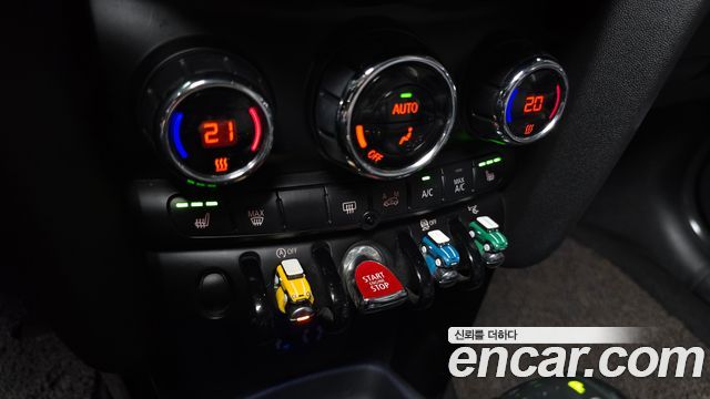MINI Cooper S Standard Third Generation 2016 — фото 17