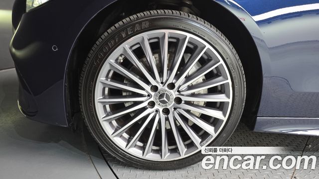 Mercedes-Benz C-Class (W206) C300 AMG Line 2022 — фото 5
