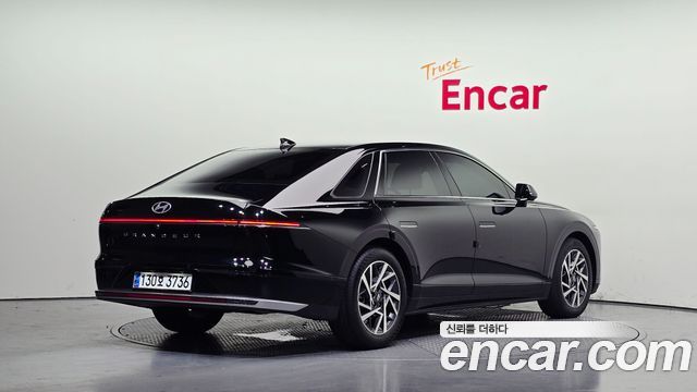 Hyundai Grandeur (GN7) 2,5 Gasoline 2WD Exclusive 2023 — фото 2