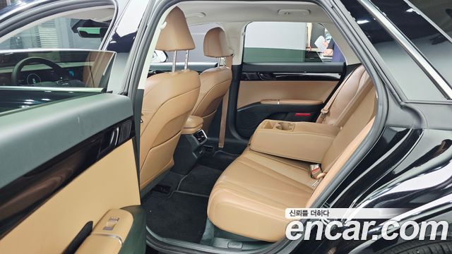 Hyundai Grandeur (GN7) 2,5 Gasoline 2WD Exclusive 2023 — фото 11