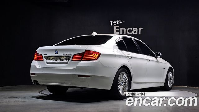 BMW 5 Series (F10) 520d xDrive 2014 — фото 2