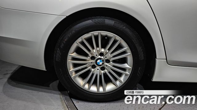 BMW 5 Series (F10) 520d xDrive 2014 — фото 5