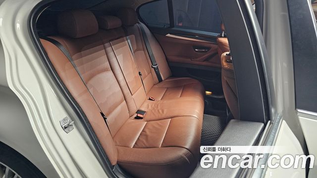 BMW 5 Series (F10) 520d xDrive 2014 — фото 11