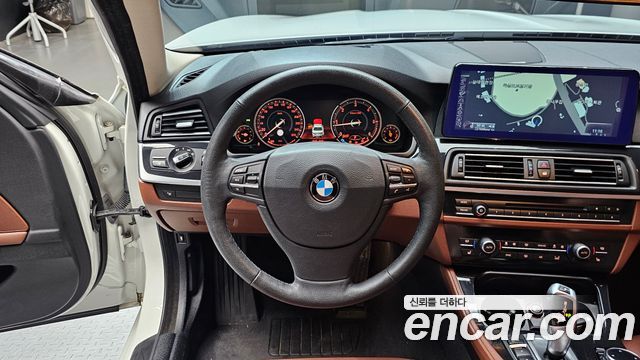 BMW 5 Series (F10) 520d xDrive 2014 — фото 13