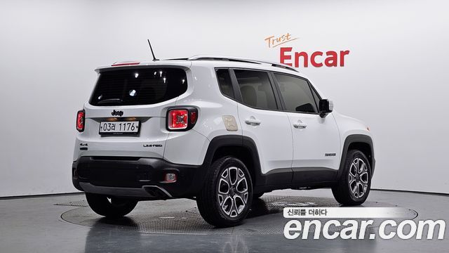 Jeep Renegade 2.0 Diesel Limited AWD 2017 — фото 2