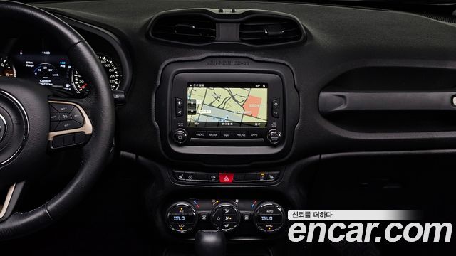 Jeep Renegade 2.0 Diesel Limited AWD 2017 — фото 15