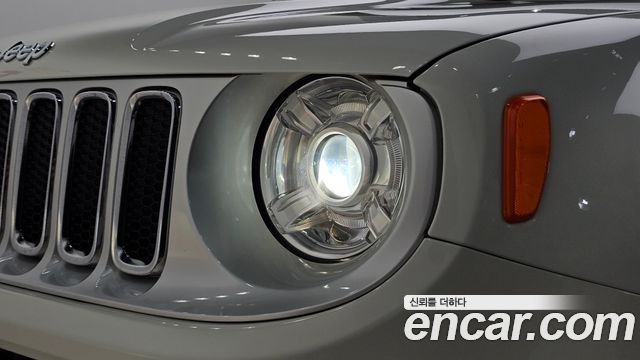 Jeep Renegade 2.0 Diesel Limited AWD 2017 — фото 22