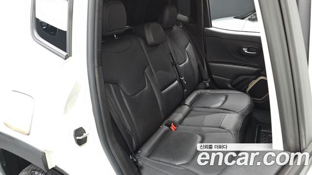 Jeep Renegade 2.0 Diesel Limited AWD 2017 — фото 26