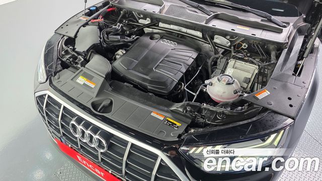 Audi Q5 (FY) 40 TDI Quattro Sportback 2022 — фото 6