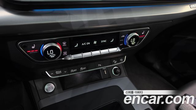 Audi Q5 (FY) 40 TDI Quattro Sportback 2022 — фото 17