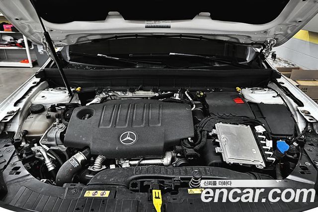 Mercedes-Benz GLB-Class (X247) GLB200 d 2021 — фото 9