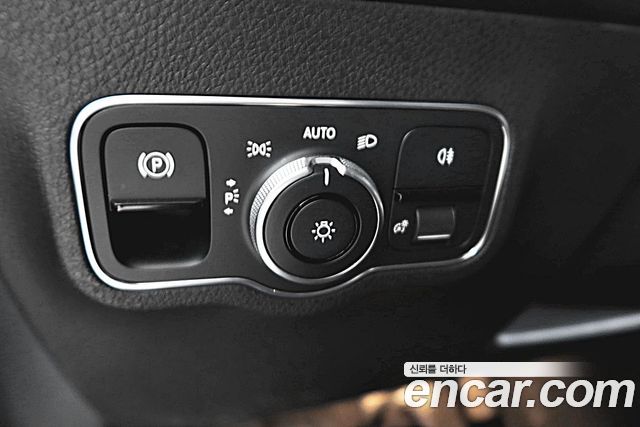 Mercedes-Benz GLB-Class (X247) GLB200 d 2021 — фото 23