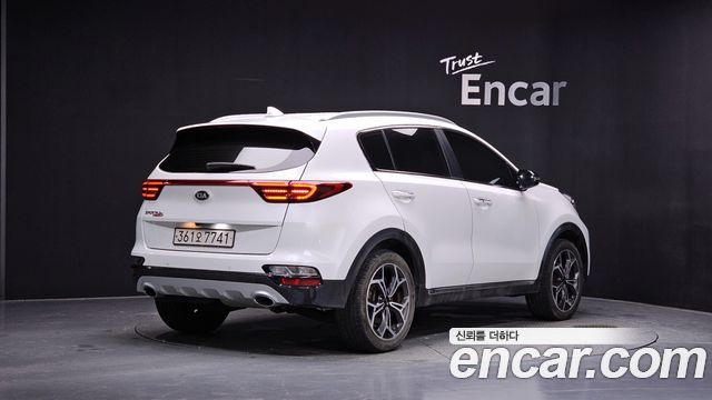 Kia Sportage The Bold Diesel 1.6 2WD Signature 2022 — фото 2