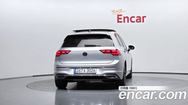 Volkswagen Golf (VIII) 2.0 TDI Prestige 2022 — фото 4