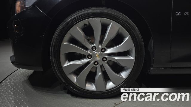 Chevrolet Malibu 2.0 Turbo LT Permium 2018 — фото 5