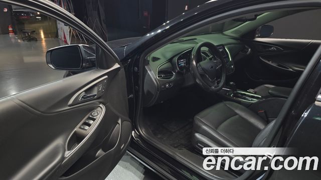 Chevrolet Malibu 2.0 Turbo LT Permium 2018 — фото 10