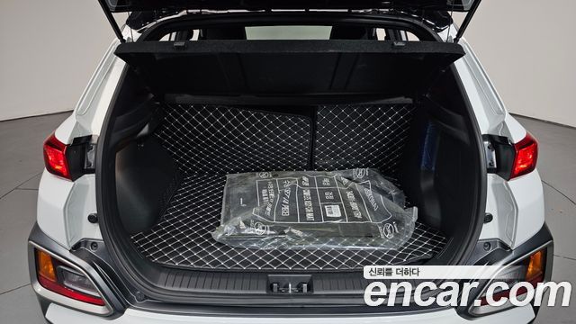 Hyundai Kona 1.6 Turbo 2WD FLUX Premium 2019 — фото 24
