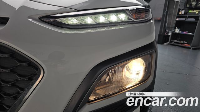 Hyundai Kona 1.6 Turbo 2WD FLUX Premium 2019 — фото 28