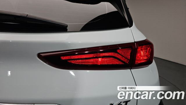 Hyundai Kona 1.6 Turbo 2WD FLUX Premium 2019 — фото 29