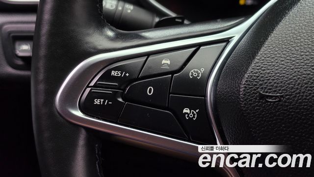 Renault Korea Captur 1.3 TCe Edition Paris 2021 — фото 15