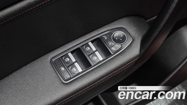 Renault Korea Captur 1.3 TCe Edition Paris 2021 — фото 27