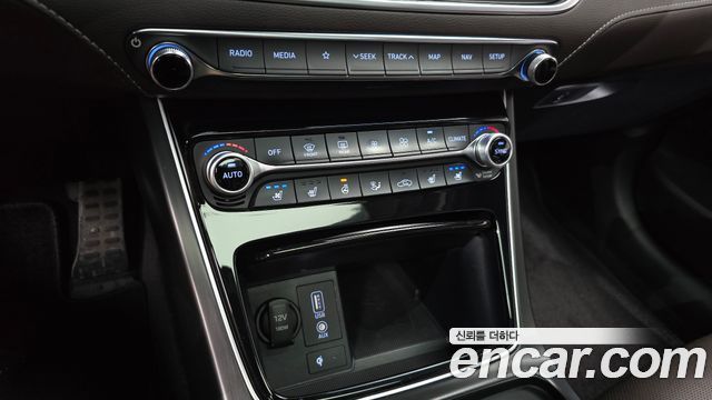 Hyundai Grandeur (IG) 3.0 Exclusive Special 2019 — фото 18