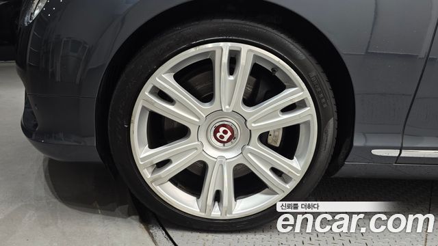 Bentley Continental GT (II) 4.0 GT 2015 — фото 5