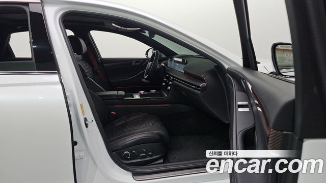 Genesis G80 (RG3) Gasoline 2.5 Turbo AWD 2025 — фото 18