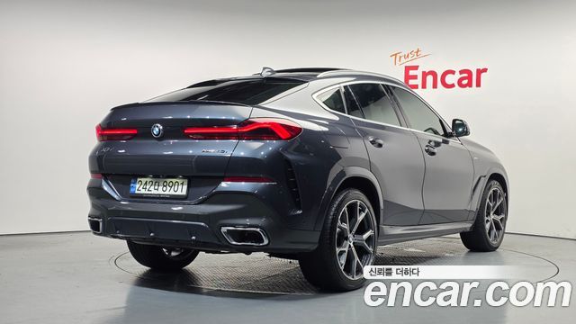 BMW X6 (G06) xDrive40i M Sport 2021 — фото 2