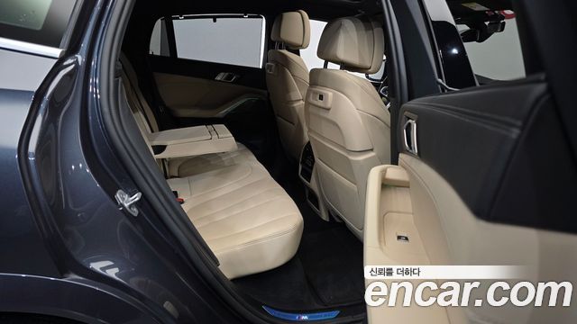 BMW X6 (G06) xDrive40i M Sport 2021 — фото 12