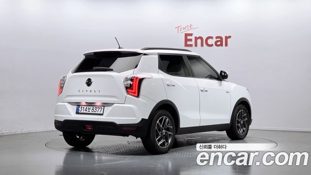 KG Mobility (SsangYong) Very New Tivoli Gasoline 1.5 2WD V3 2022 — фото 2