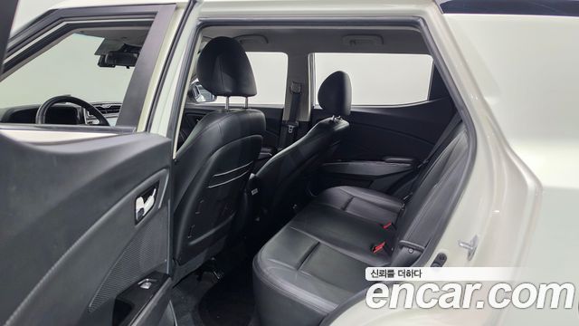 KG Mobility (SsangYong) Very New Tivoli Gasoline 1.5 2WD V3 2022 — фото 11