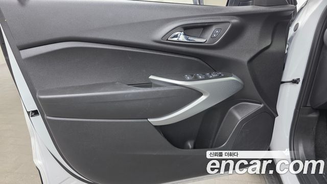 Chevrolet Trax Crossover 1.2 LS 2026 — фото 24