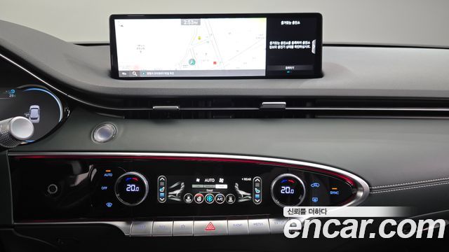 Genesis Electrified (GV70) e-AWD 2022 — фото 12