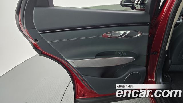 Genesis Electrified (GV70) e-AWD 2022 — фото 25