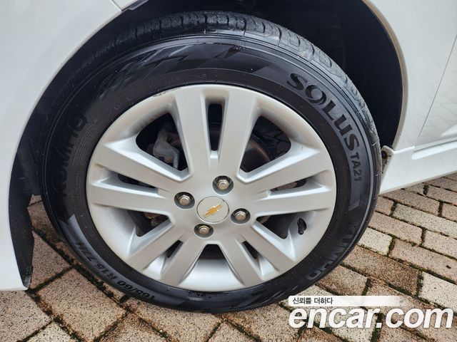 Chevrolet Spark LPG LT Standard 2014 — фото 8