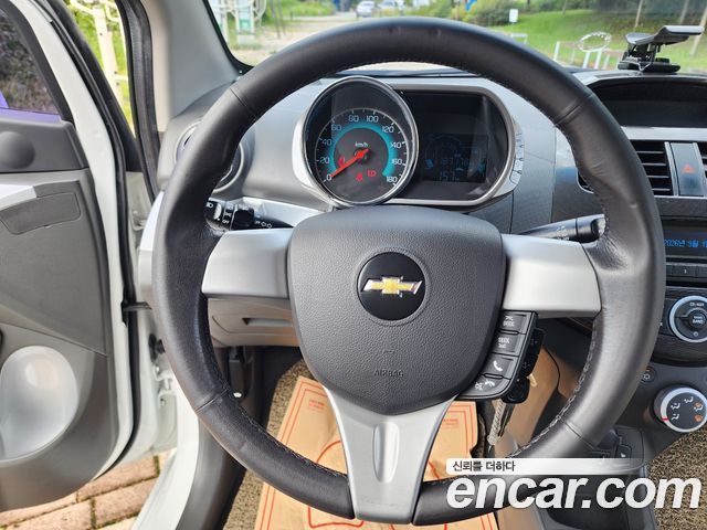 Chevrolet Spark LPG LT Standard 2014 — фото 19