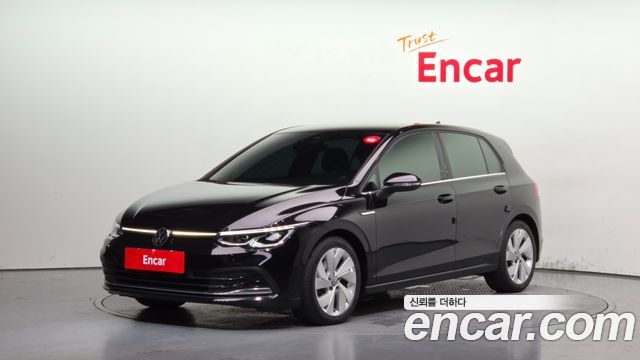 Volkswagen Golf (VIII) 2.0 TDI Premium 2022 — фото 1