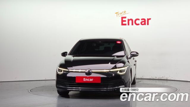 Volkswagen Golf (VIII) 2.0 TDI Premium 2022 — фото 3