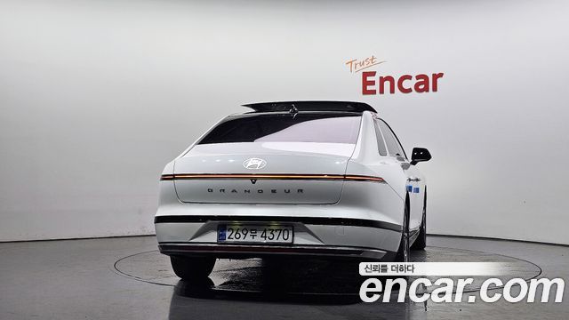 Hyundai Grandeur (GN7) 3.5 LPG 2WD Premium 2023 — фото 4