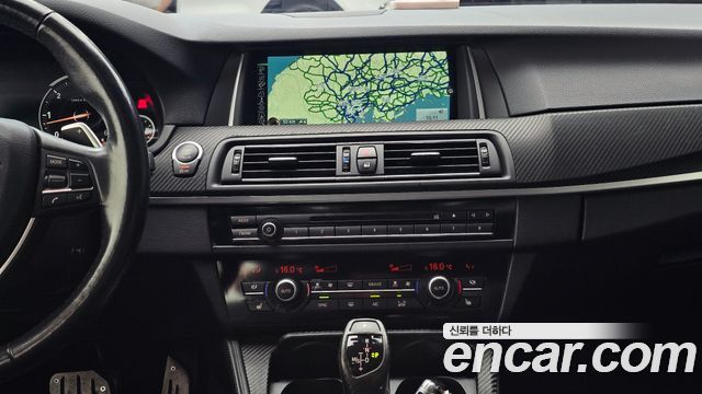 BMW 5 Series (F10) 530d xDrive M Aero Dynamic 2016 — фото 18