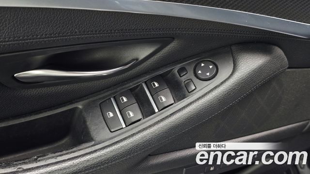 BMW 5 Series (F10) 530d xDrive M Aero Dynamic 2016 — фото 19