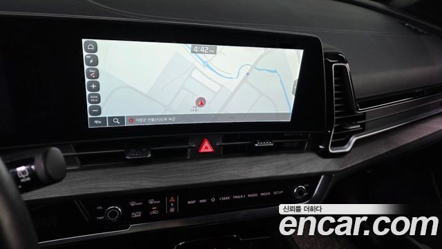 Kia Sportage Hybrid (V) 30Th Edition 2WD 2024 — фото 15