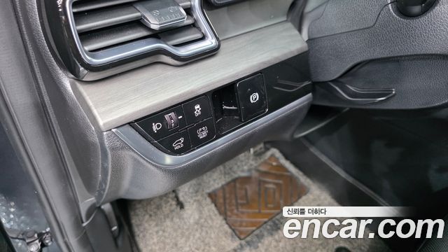 Kia Sportage Hybrid (V) 30Th Edition 2WD 2024 — фото 18