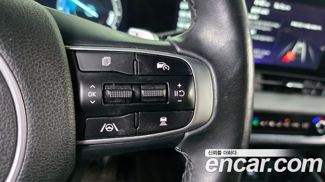 Kia Sportage Hybrid (V) 30Th Edition 2WD 2024 — фото 19